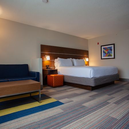 Holiday Inn Express & Suites Atlanta Perimeter Mall Hotel By Ihg Санди-Спрингс Экстерьер фото