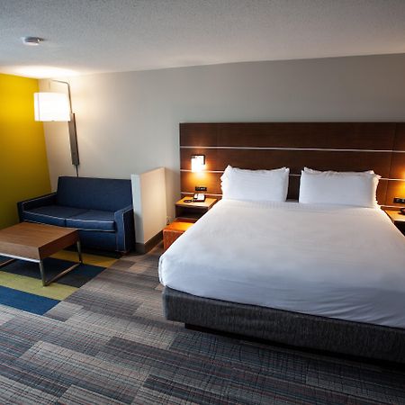 Holiday Inn Express & Suites Atlanta Perimeter Mall Hotel By Ihg Санди-Спрингс Экстерьер фото
