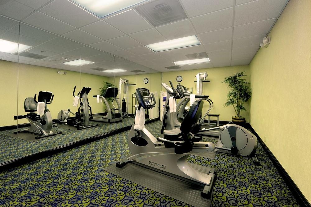 Holiday Inn Express & Suites Atlanta Perimeter Mall Hotel By Ihg Санди-Спрингс Экстерьер фото