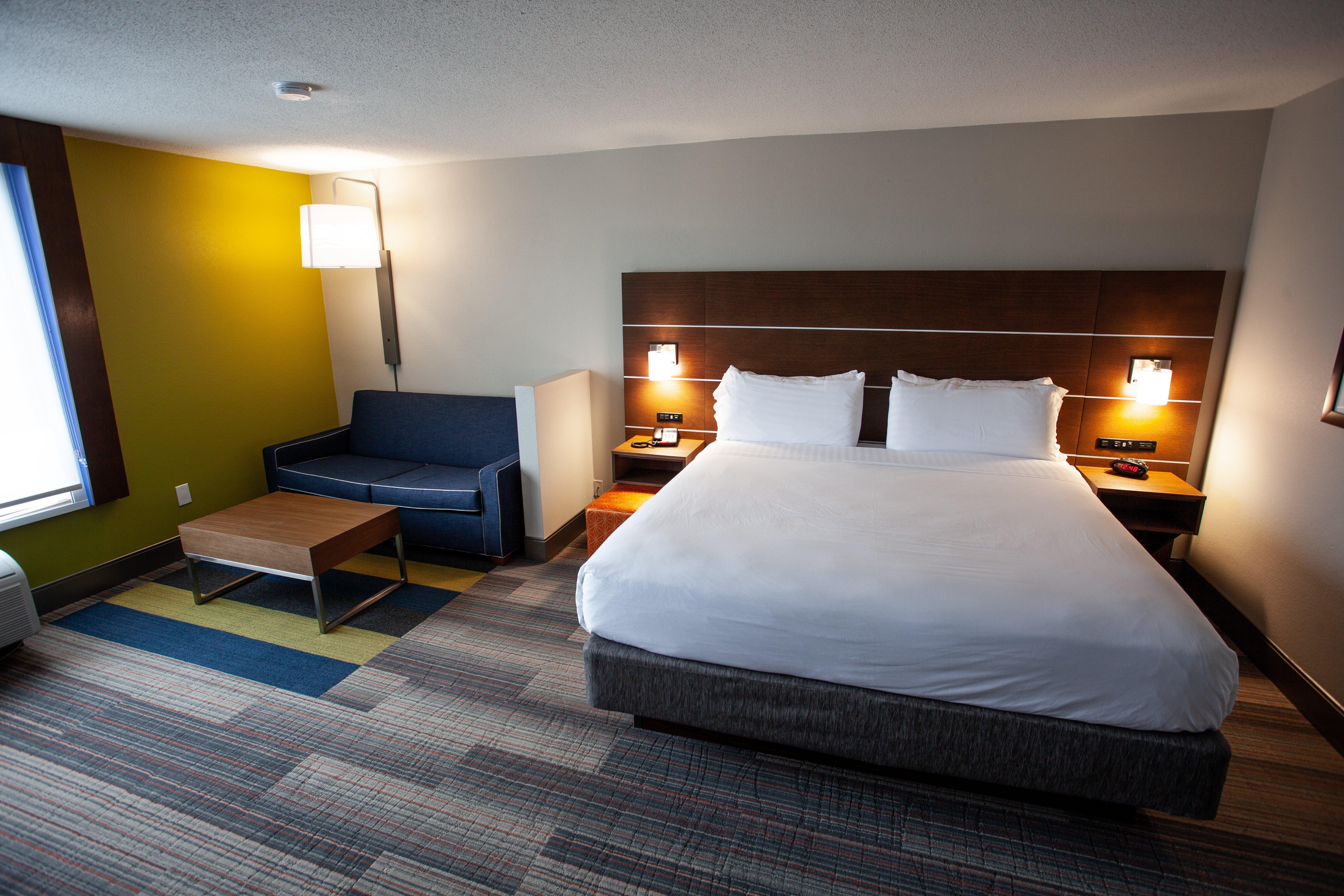 Holiday Inn Express & Suites Atlanta Perimeter Mall Hotel By Ihg Санди-Спрингс Экстерьер фото