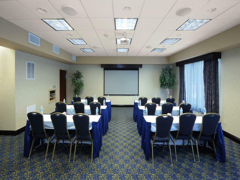 Holiday Inn Express & Suites Atlanta Perimeter Mall Hotel By Ihg Санди-Спрингс Экстерьер фото